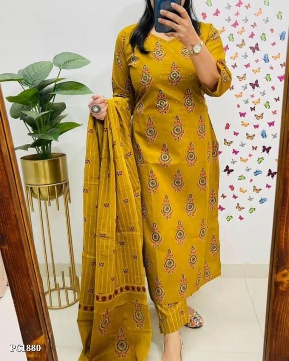 Heavy Cotton Three Piece Suit - Image 4