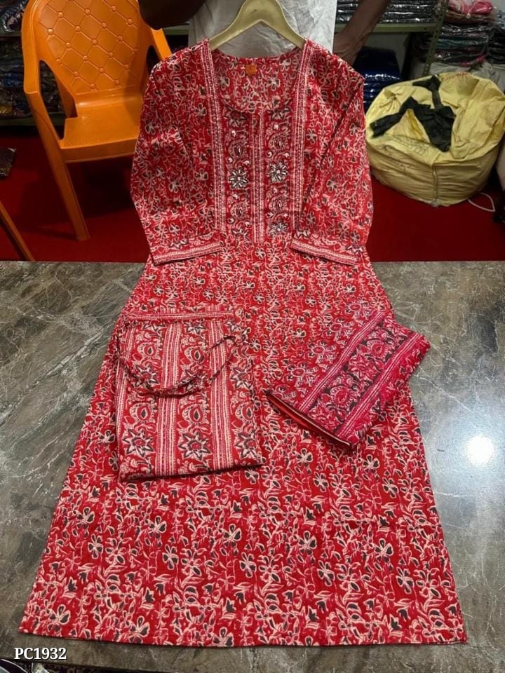 Embroidery Cotton Three Piece Suit - Image 9