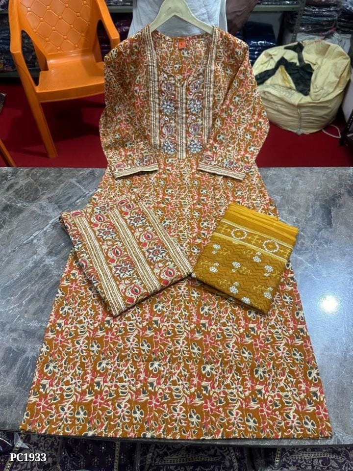 Embroidery Cotton Three Piece Suit - Image 8